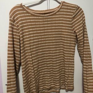 I am selling an American Eagle long sleeve:)